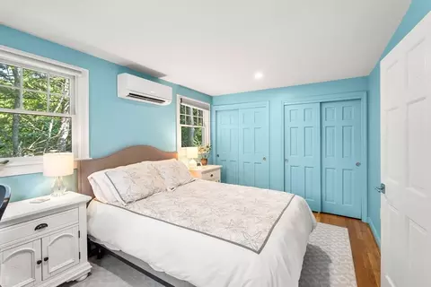 Bedroom - 6 Colonial Ct, Marblehead, MA 01945 photo 3 of 4