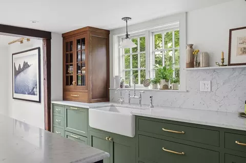 Kitchen - 126 South St, Hingham, MA 02043 photo 2 of 3