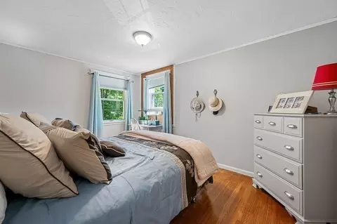 Bedroom - 472 Central Tpke, Sutton, MA 01590 photo 3 of 6