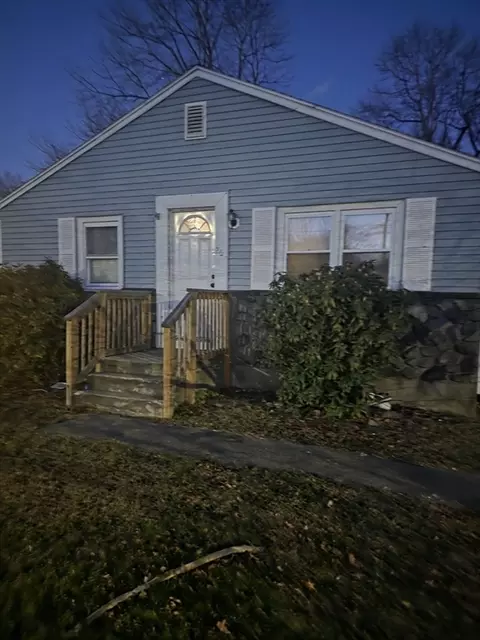 26 Bouve Ave, Brockton, MA 02301
