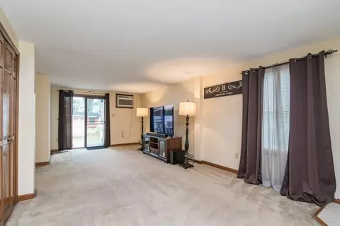 223 Mazarin St, Springfield, MA 01151 photo 7