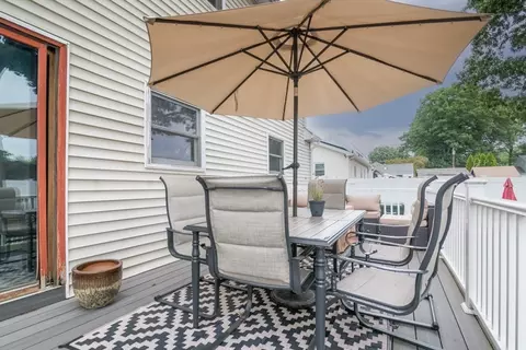 223 Mazarin St, Springfield, MA 01151 photo 3