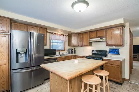 223 Mazarin St, Springfield, MA 01151 photo 18