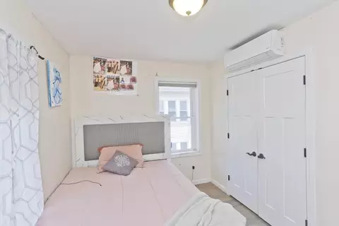 Bedroom - 175 Bloomfield St, Springfield, MA 01108 photo 1 of 6
