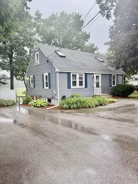 353 Plain St, Millis, MA 02054 photo 2