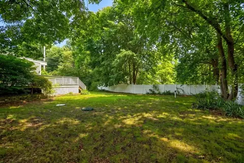Exterior - 73 Wareham St, Middleboro, MA 02346 photo 8 of 9