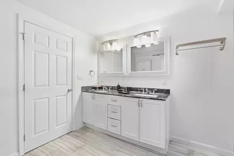Bath - 73 Wareham St, Middleboro, MA 02346 photo 1 of 6