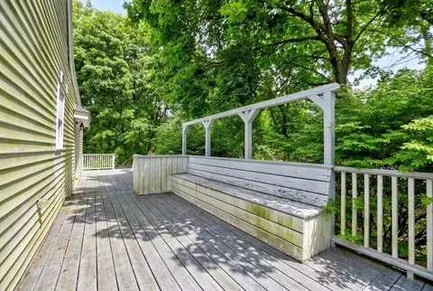 Exterior - 73 Wareham St, Middleboro, MA 02346 photo 5 of 9
