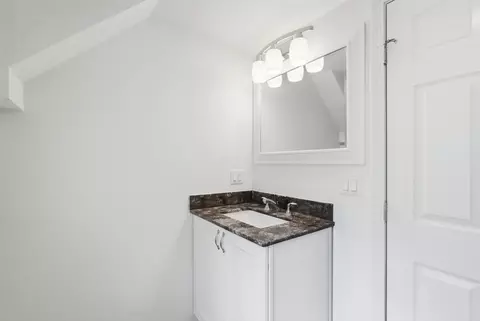 Bath - 73 Wareham St, Middleboro, MA 02346 photo 5 of 6