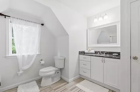 Bath - 73 Wareham St, Middleboro, MA 02346 photo 3 of 6