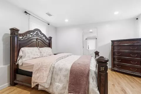 Bedroom - 73 Wareham St, Middleboro, MA 02346 photo 3 of 5