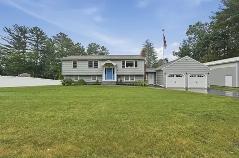 8 Country Way, Kingston, MA 02364