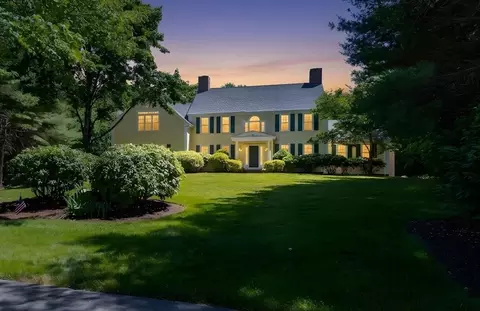 35 Vineyard Pl, Easton, MA 02356