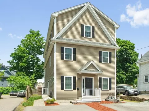 66 Ash St #2, Waltham, MA 02453