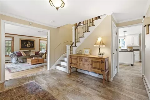 36 Wagon Rd, Walpole, MA 02081 photo 4
