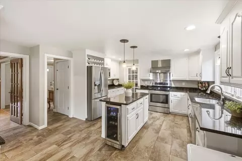 36 Wagon Rd, Walpole, MA 02081 photo 12