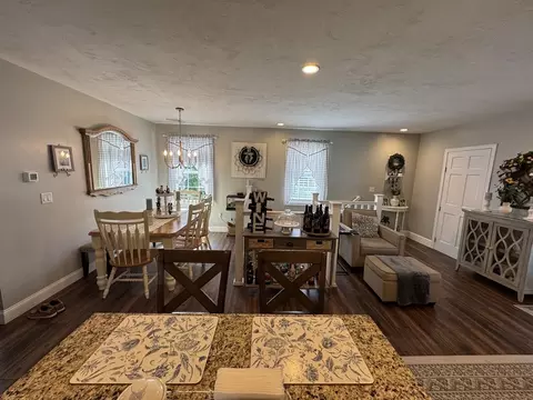 Dining - 29 Bennett St, Hudson, MA 01749 photo 4 of 4