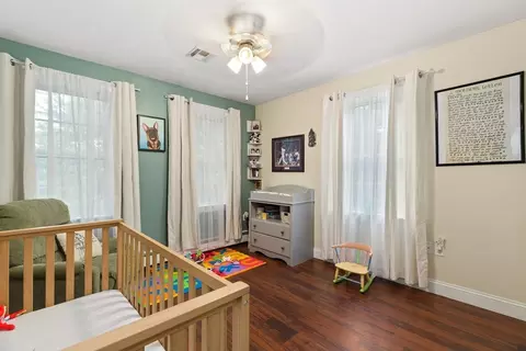 Bedroom - 566 Mendon Rd, Sutton, MA 01590 photo 6 of 7