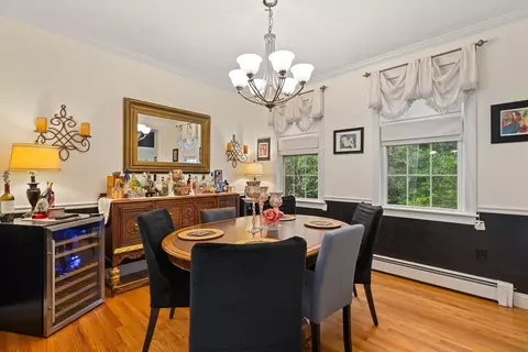 Dining - 566 Mendon Rd, Sutton, MA 01590 photo 2 of 2