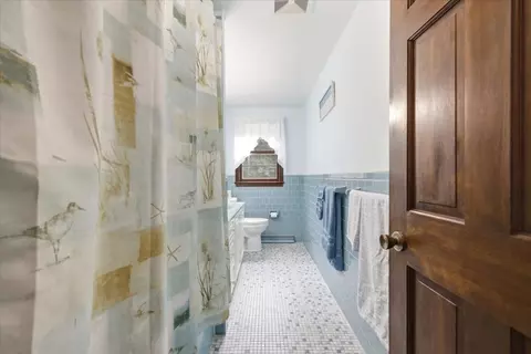 Bath - 3 Granite St, Walpole, MA 02081 photo 2 of 2