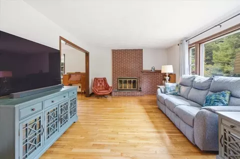 Living - 3 Granite St, Walpole, MA 02081 photo 2 of 4