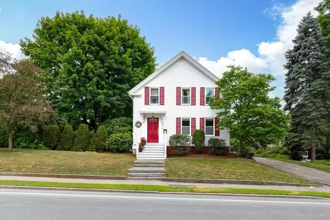 276 Salem St, Wakefield, MA 01880