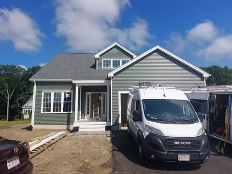 17 Crownshield # C, Uxbridge, MA 01569