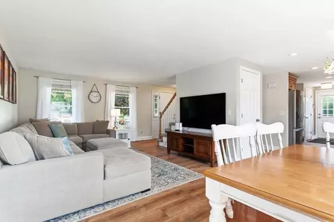 29 Wright Cir, Attleboro, MA 02703 photo 14