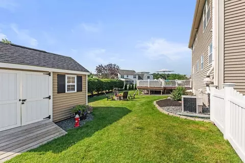 29 Wright Cir, Attleboro, MA 02703 photo 9