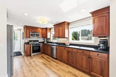 29 Wright Cir, Attleboro, MA 02703 photo 17
