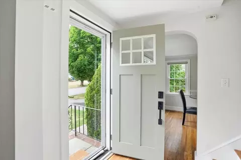 4 Ponkapoag Way, Canton, MA 02021 photo 2