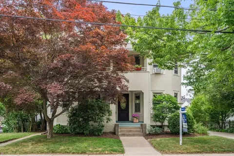 23 Pine St #1, Belmont, MA 02478