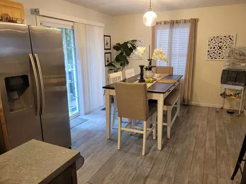 142 Jasper, Springfield, MA 01109 photo 5