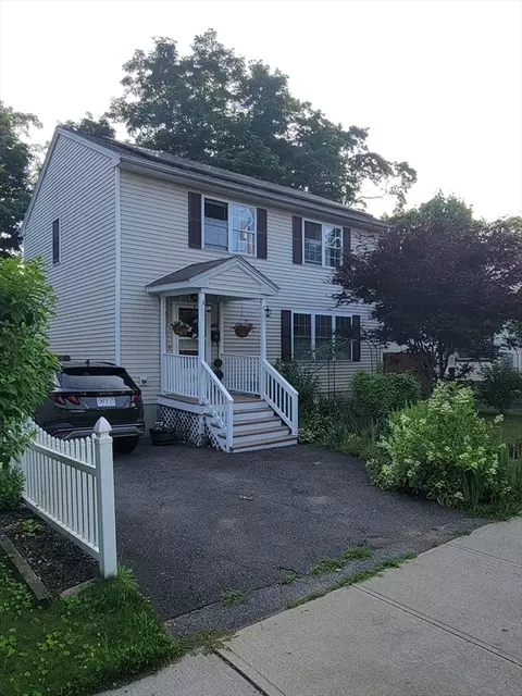 142 Jasper, Springfield, MA 01109 photo 2
