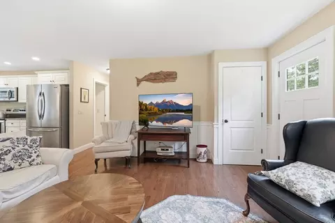 Living - 215 Sarty Rd, Warren, MA 01083 photo 3 of 4