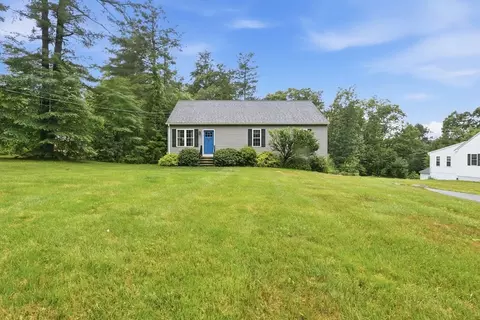 Exterior - 215 Sarty Rd, Warren, MA 01083 photo 3 of 5