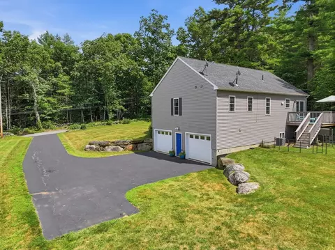 Exterior - 215 Sarty Rd, Warren, MA 01083 photo 5 of 5