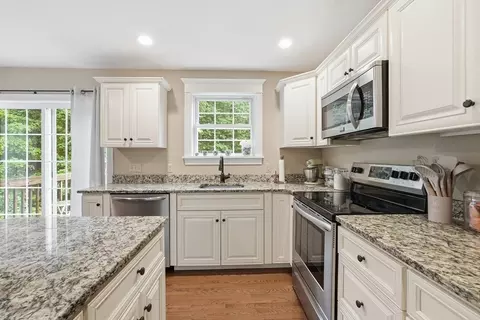 Kitchen - 215 Sarty Rd, Warren, MA 01083 photo 7 of 7