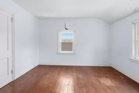 Bedroom - 564 Montgomery St, Fall River, MA 02720 photo 4 of 7