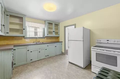 Kitchen - 564 Montgomery St, Fall River, MA 02720 photo 1 of 3
