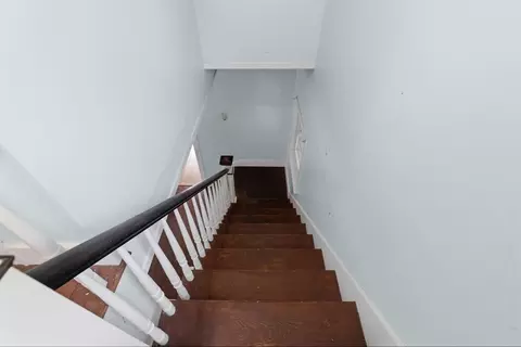 Entry Way - 564 Montgomery St, Fall River, MA 02720 photo 5 of 7