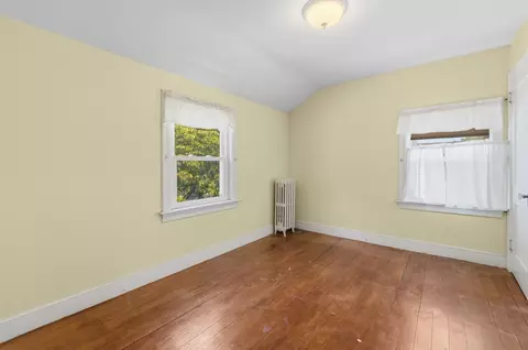 Bedroom - 564 Montgomery St, Fall River, MA 02720 photo 6 of 7