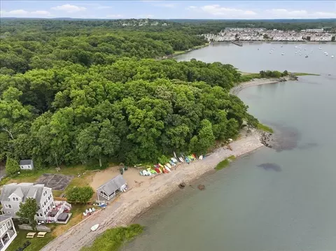 141 Wompatuck Rd, Hingham, MA 02043 photo 40