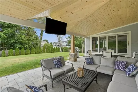 141 Wompatuck Rd, Hingham, MA 02043 photo 32