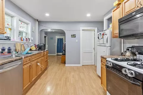 Entry Way - 49 E Main St, Ayer, MA 01432 photo 3 of 4