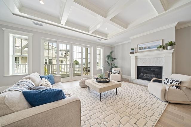 128 Elm St #211, Cohasset, MA 02025