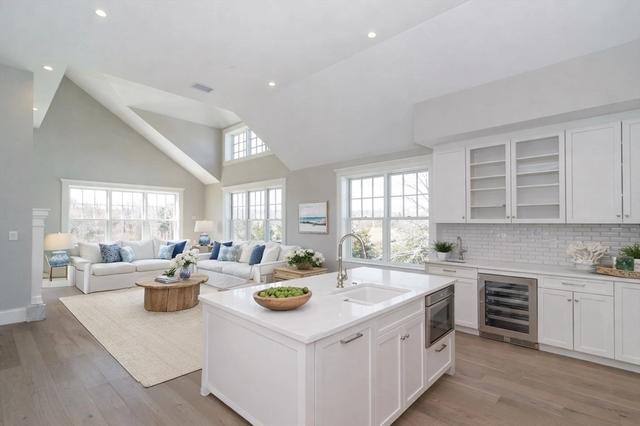87 Elm St #319, Cohasset, MA 02025
