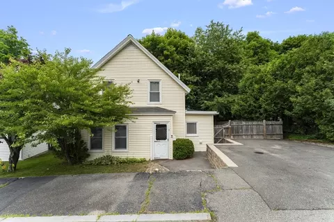 7 Terrace Pl, Fitchburg, MA 01420