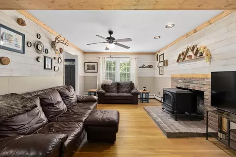 218 Mechanic, Upton, MA 01568 photo 15
