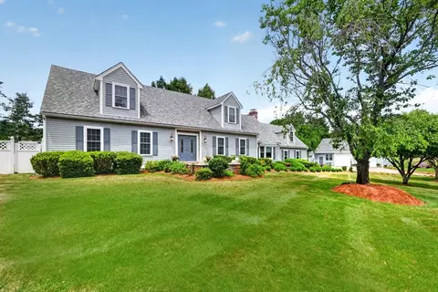 15 Devincent Dr, Stow, MA 01775 photo 2